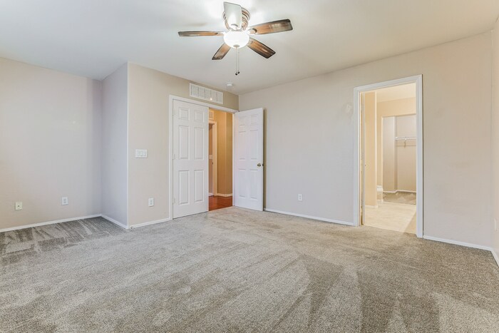 Building Photo - 42816 W Estrada St