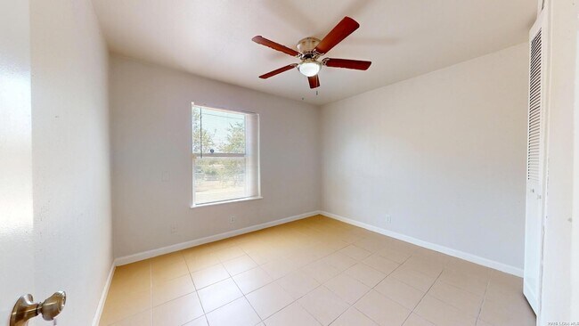Building Photo - 8826 Cape Valley Dr