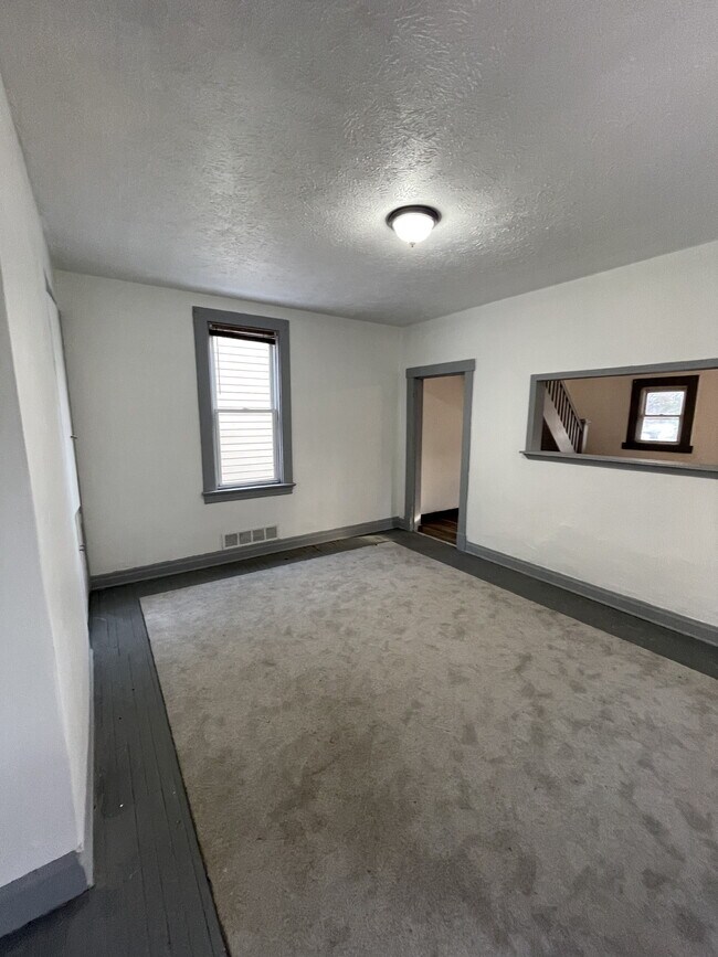 Building Photo - 618 Penn Ave