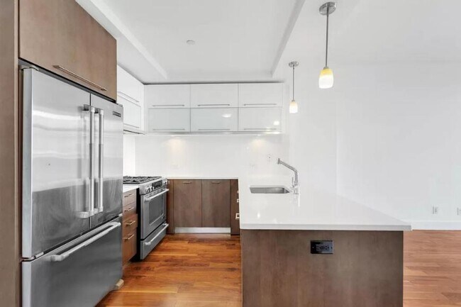 Building Photo - 2 bedroom in Brooklyn NY 11211