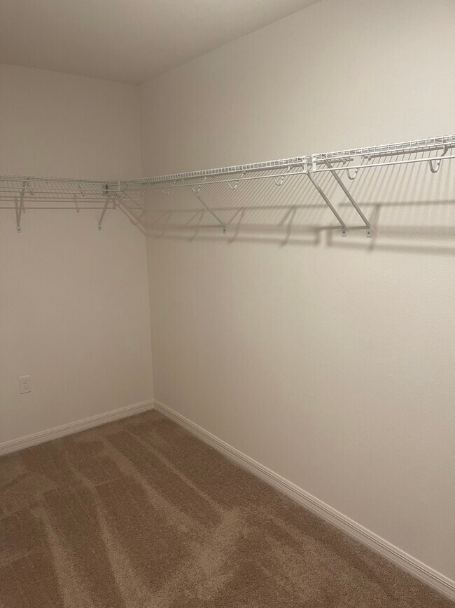 Building Photo - 11411 Cay Spruce Wy