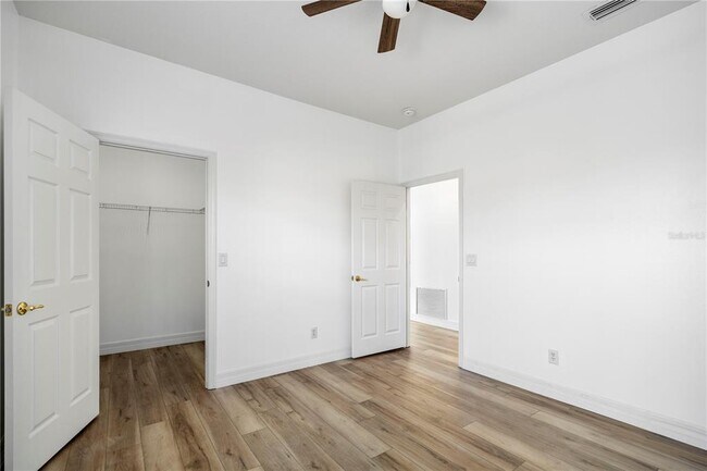 Building Photo - 10888 Cory Lake Dr