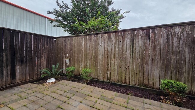 Building Photo - 5321 Inker St