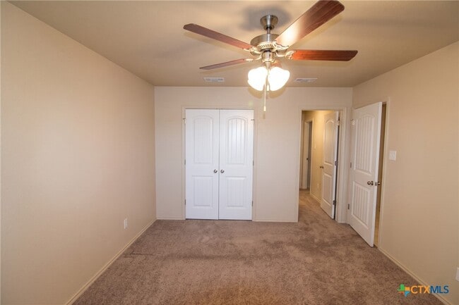 Building Photo - 1705 Montell St