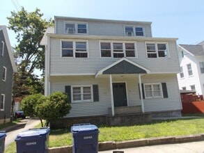 Building Photo - 161 Howard Ave