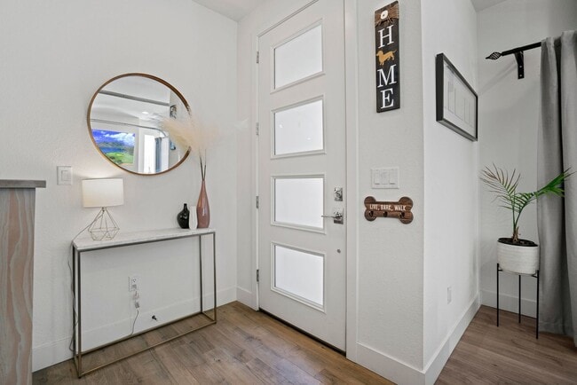 Building Photo - 3 bd/2.5 ba Townhome in Green Mountain Pla...