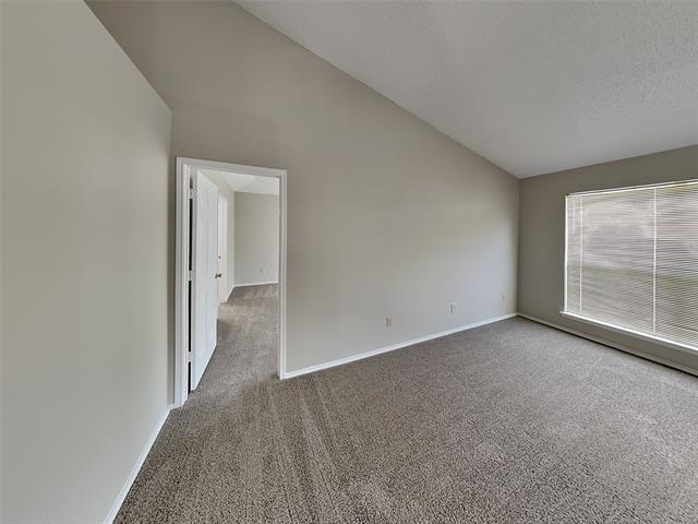 Building Photo - 221 Seegers Dr