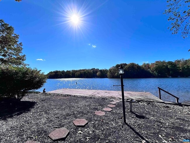 Primary Photo - 41 Bolling Cir