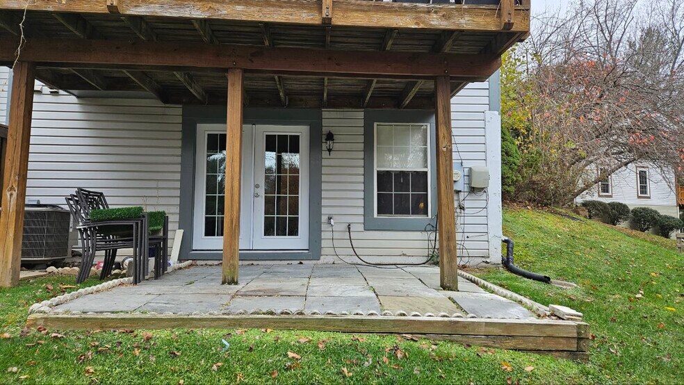 Building Photo - 13107 Hugo Pl