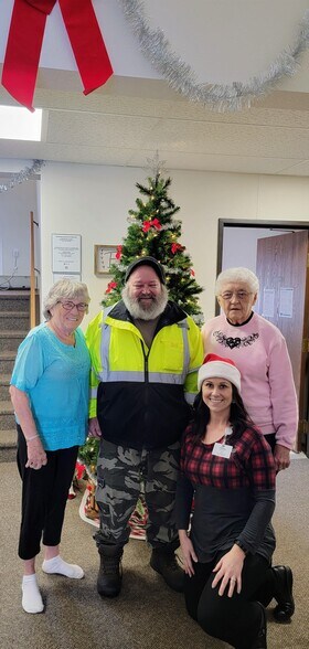 Building Photo - 102 4th St E