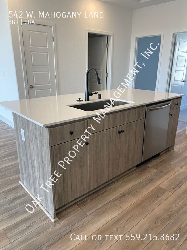 Building Photo - 542 W Mahogany Ln