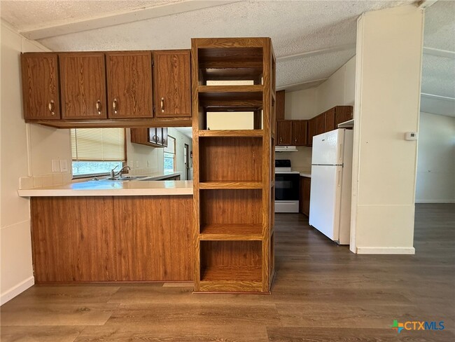 Building Photo - 786 Potthast Dr