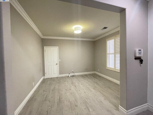 Building Photo - 2894 Lenzie Ct