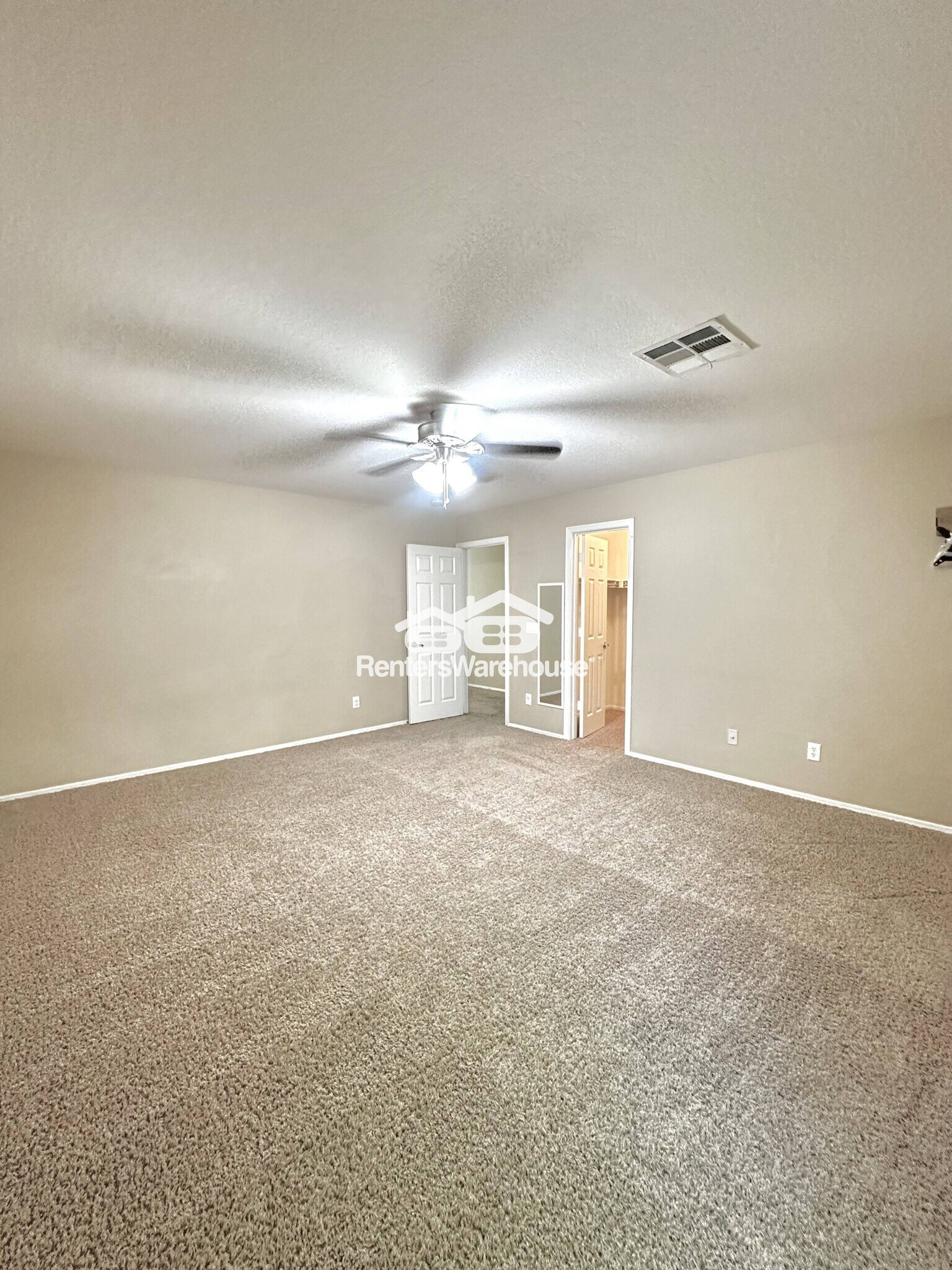 Building Photo - 9017 W Yukon Dr