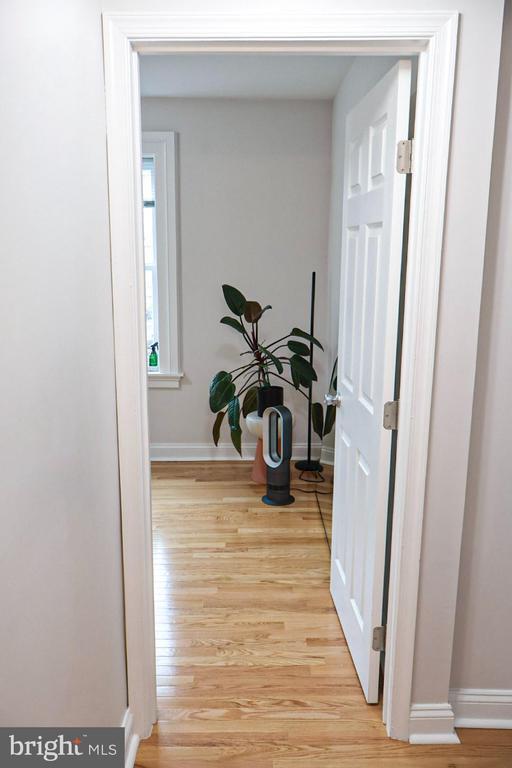 Building Photo - 1734 Bolton St