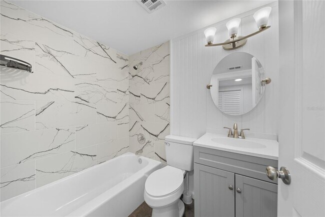 Building Photo - 4015 Bayshore Blvd