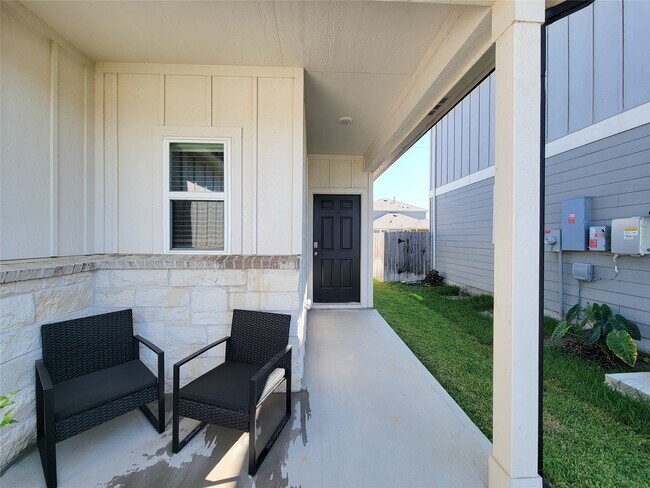 Building Photo - 17986 Plow Beam Dr