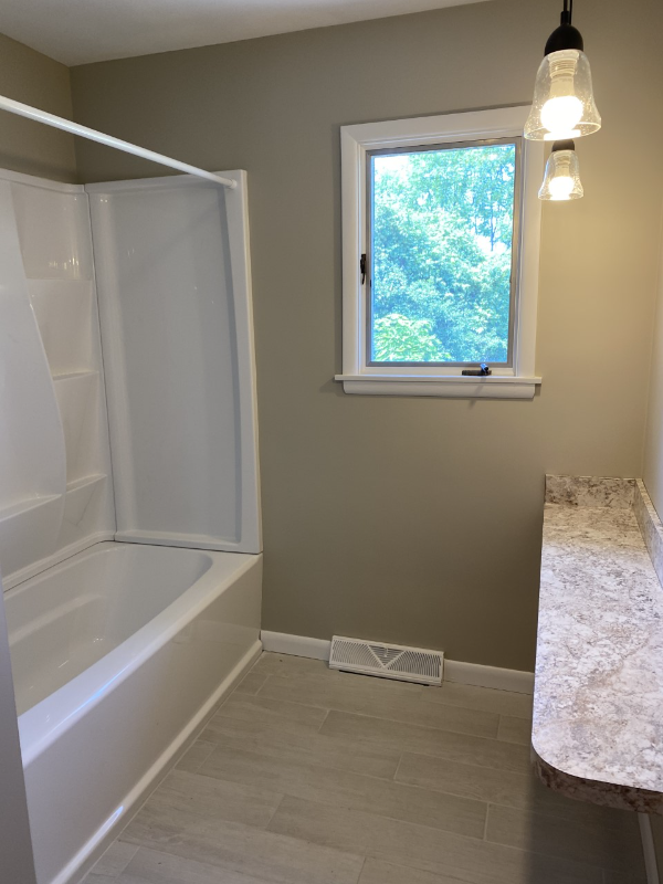 Building Photo - 102 Chaumont Dr