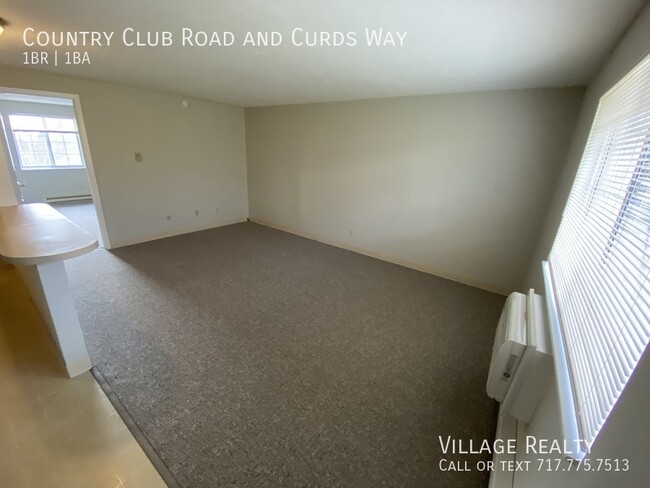 Building Photo - 681 Country Club Rd