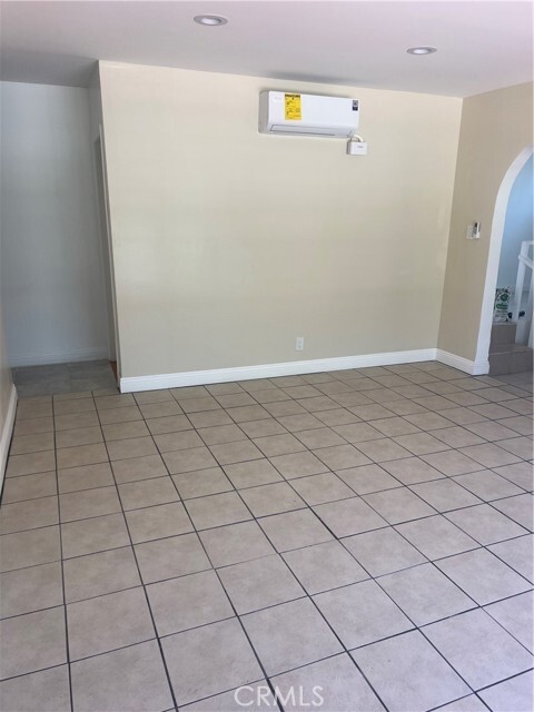 Building Photo - 1674 El Sereno Ave