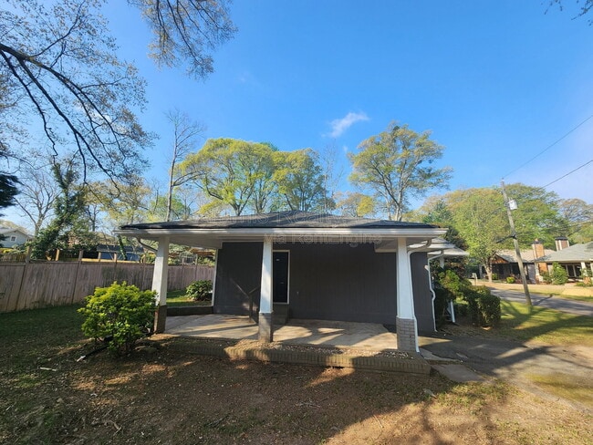 Building Photo - 3545 Orchard St