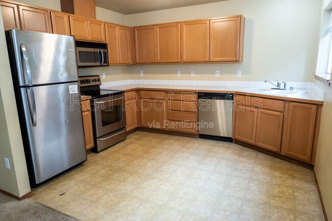 Building Photo - 10512 140th St Ct E