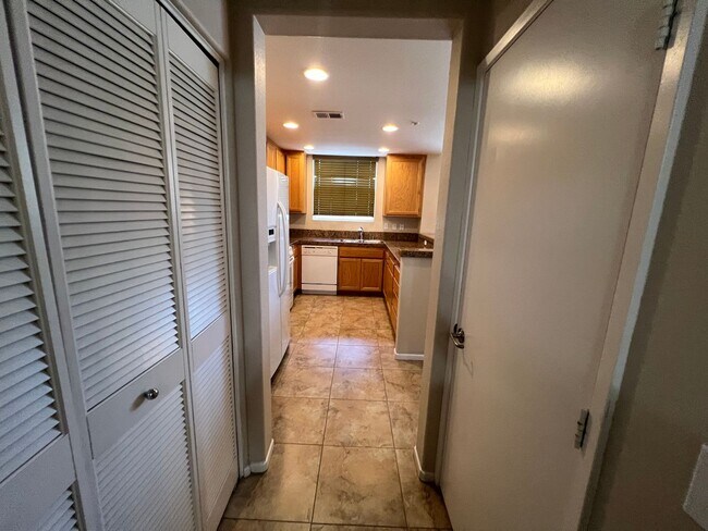 Building Photo - Coming Soon! Otay Ranch Townhouse with att...