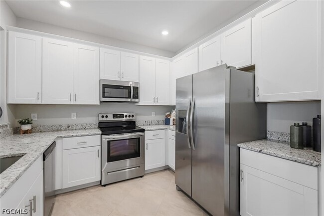 Building Photo - 14081 Pine Lodge Ln