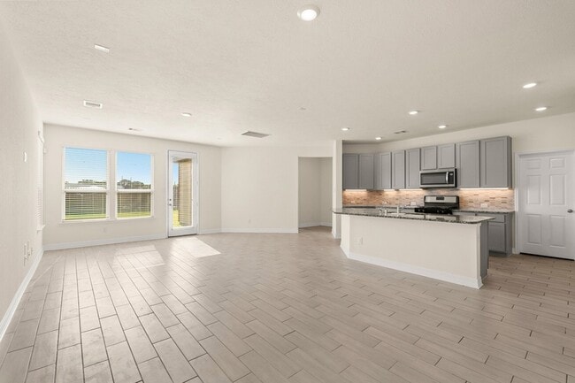 Building Photo - 4822 Hickory Deer Ln