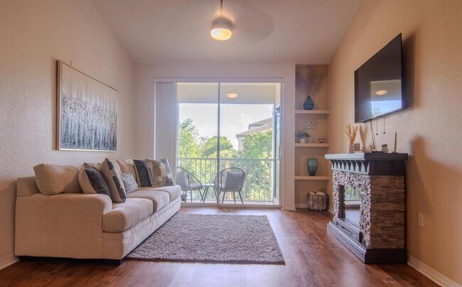 Building Photo - 8911 Legacy Ct
