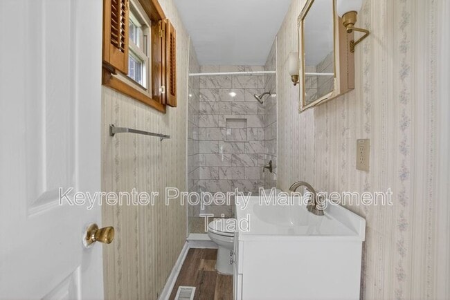 Building Photo - 402 Rand Blvd