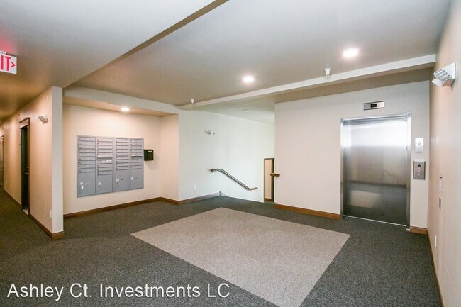 Building Photo - 405 Ashley Ct