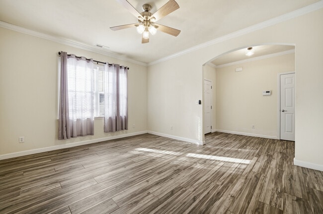 Building Photo - 3211 Calisha Ct