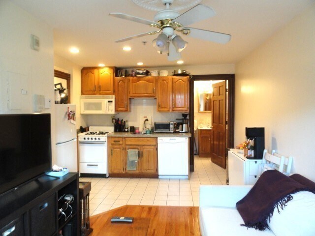 Building Photo - 284 Shawmut Ave