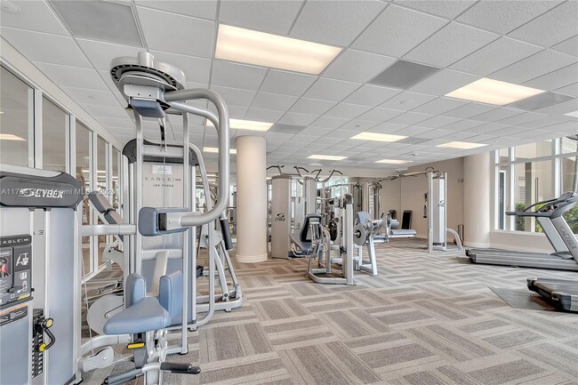 Building Photo - 801 Brickell Key Blvd