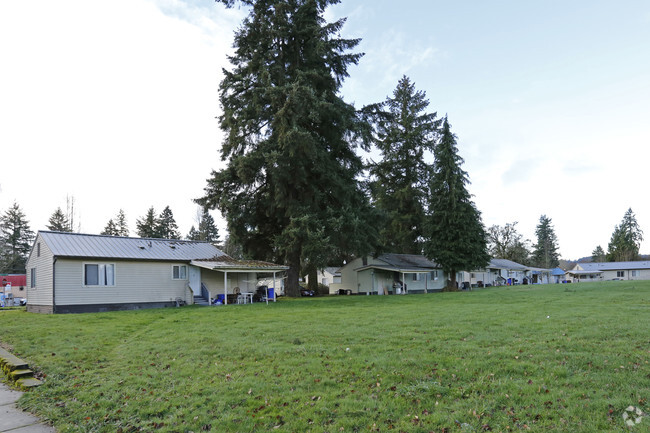 Building Photo - Clackamas Heights