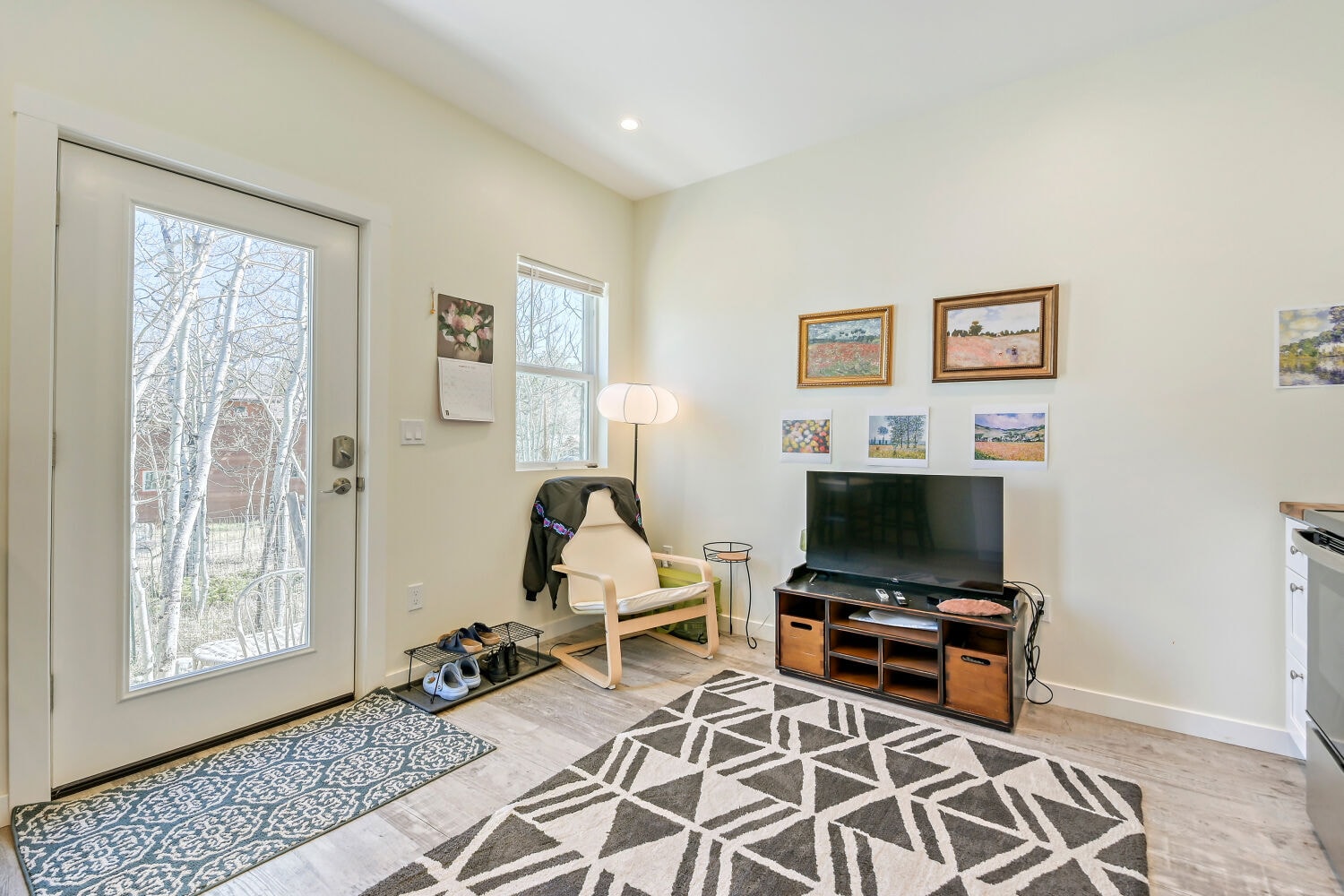 Building Photo - 196 S Caribou St