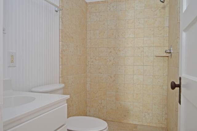 Bathroom - 901 Live Oak St