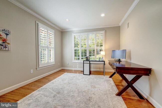 Building Photo - 1854 Valley Wood Rd