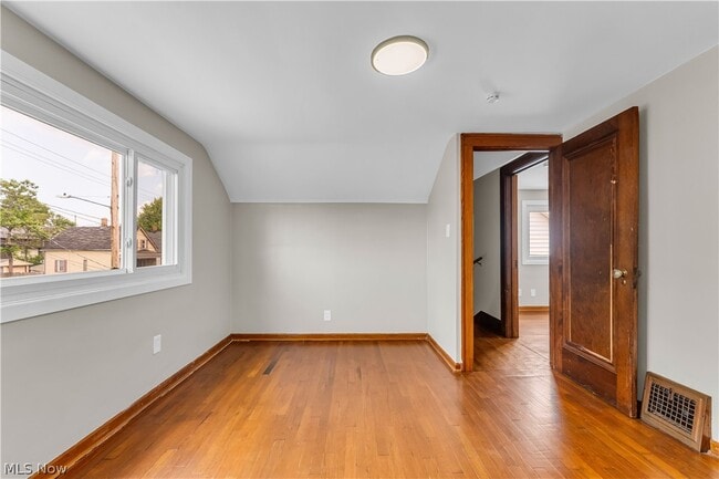 Building Photo - 6800 Kazimier Ave