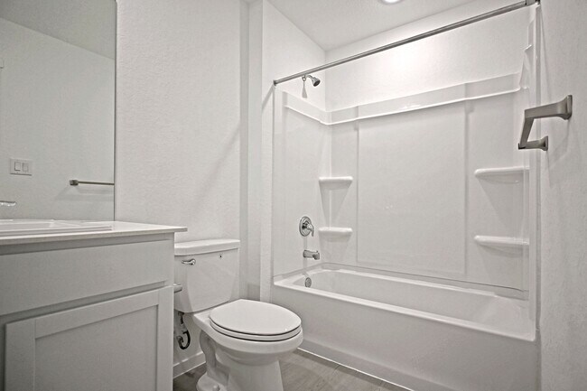 Building Photo - 14709 Mudstone St