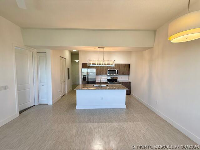 Building Photo - 225 S Latitude Cir