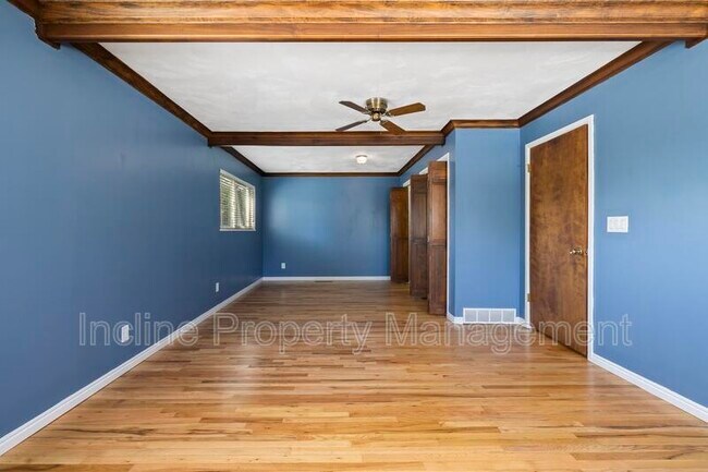 Building Photo - 3759 Alta Loma Dr E