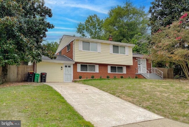Building Photo - 7203 Westchester Dr