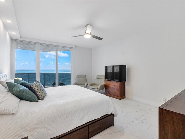 Building Photo - 3100 N Ocean Blvd