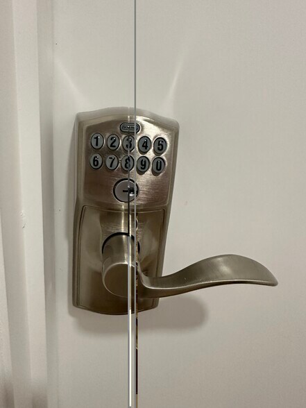 Building Photo - 2412 Columbia St SW