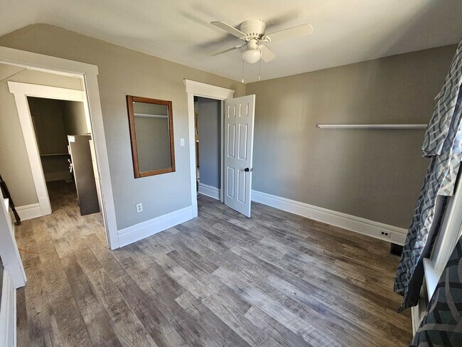 Building Photo - 93 N Rose Blvd