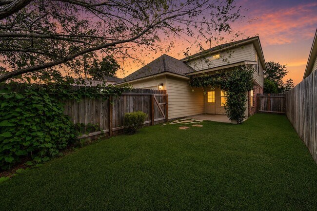 Building Photo - 17247 Mitchell Pass Ln