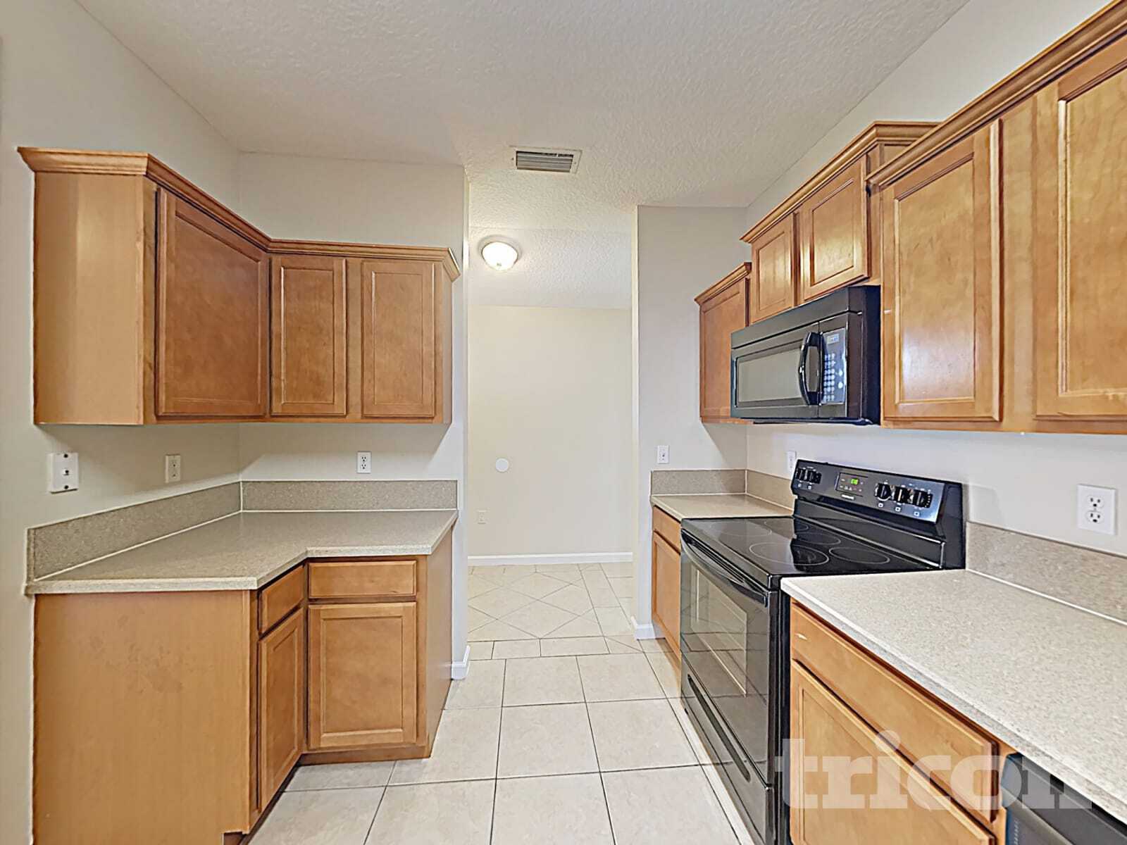 Building Photo - 5555 Village Pond Cir