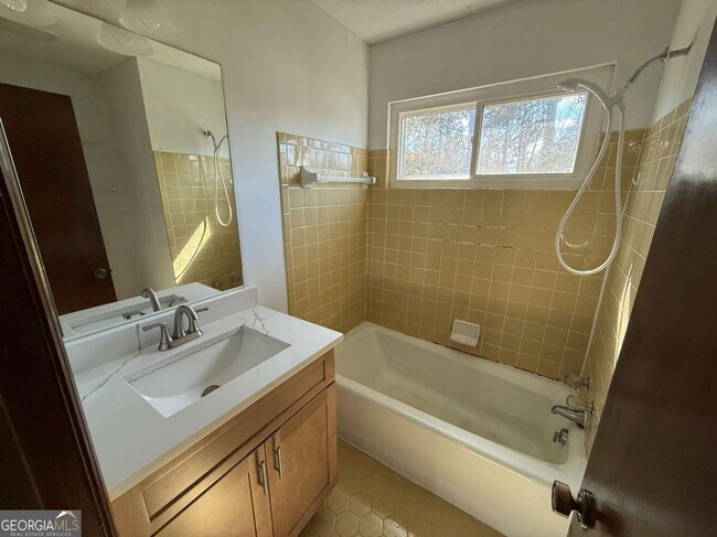 Building Photo - 3815 Samia Ct